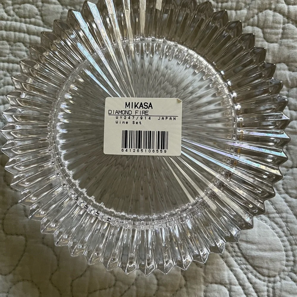 Mikasa Diamond Fire Crystal Wine Set - Picture 3 of 4